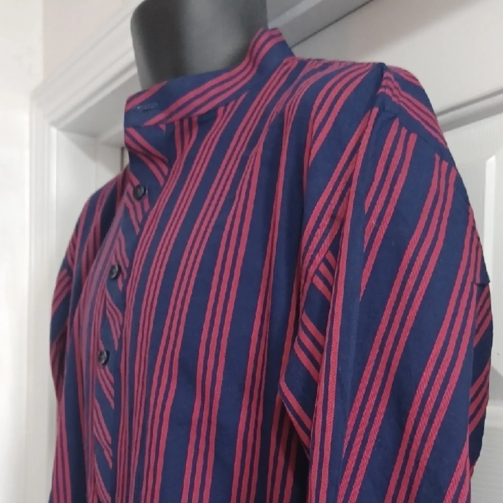 Shatabdi Striped Blue and Red Men's Kurta - Picture 5 of 8